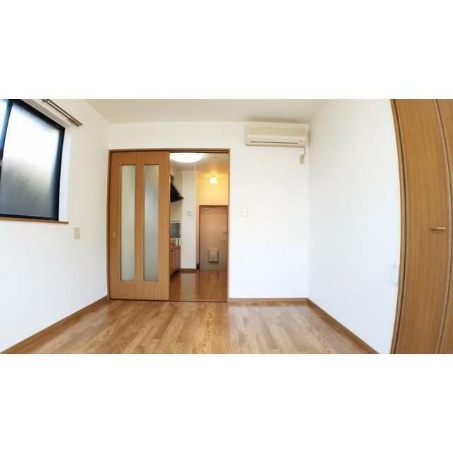 居室・リビング　他部屋写真（202は窓なし）