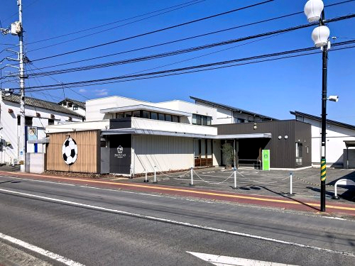 病院　万々クリニック（病院）まで635m