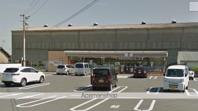 コンビニ　セブンイレブン（コンビニ）まで108m