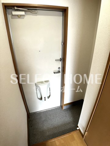 玄関　落ち着いた玄関です