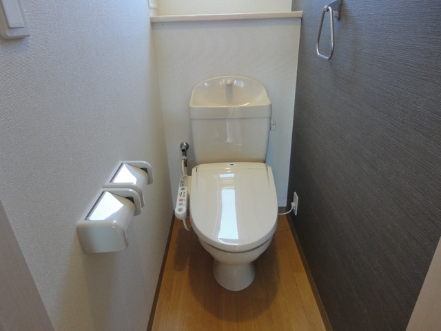 トイレ　シャワー付トイレ