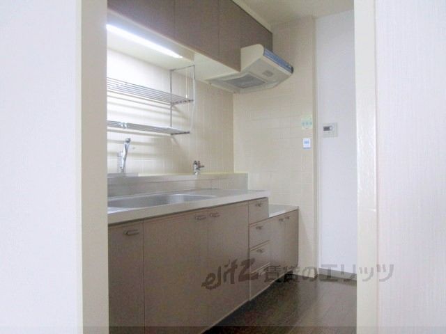 キッチン　収納上部