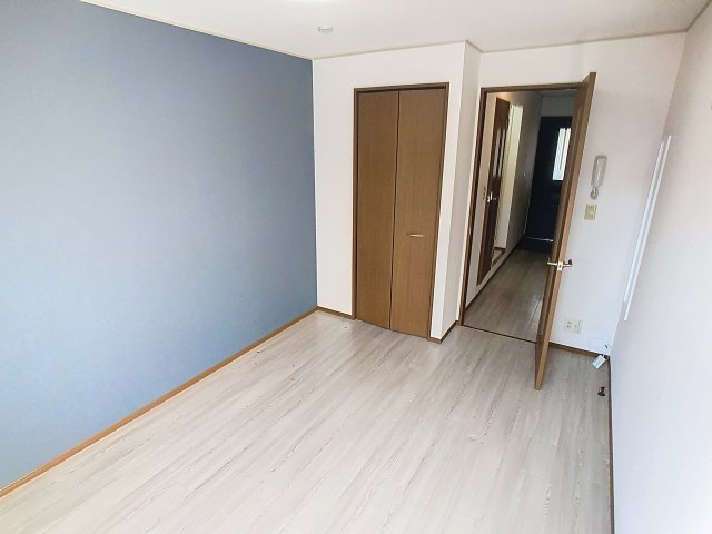 居室・リビング　現況と異なる場合は現況を優先します。2025年12月撮影