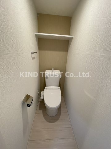 トイレ　落ち着いたトイレです