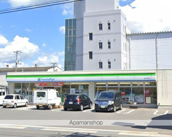 コンビニ　ファミリーマート福山松浜町店（コンビニ）まで807m