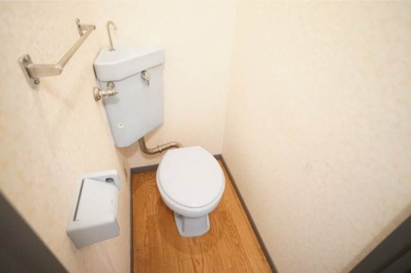 トイレ　別号室