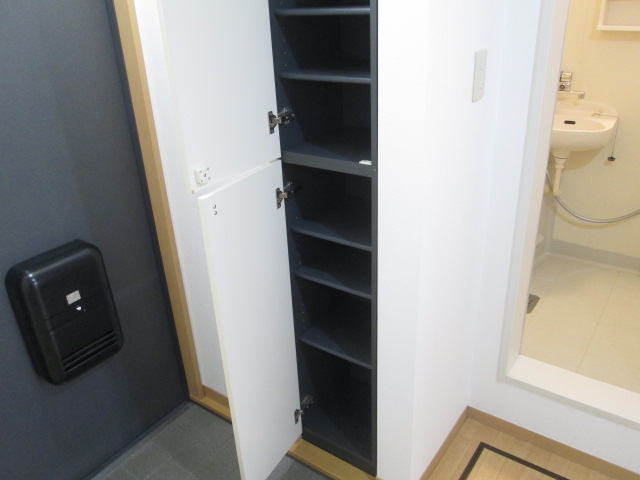 その他設備　シューズボックス