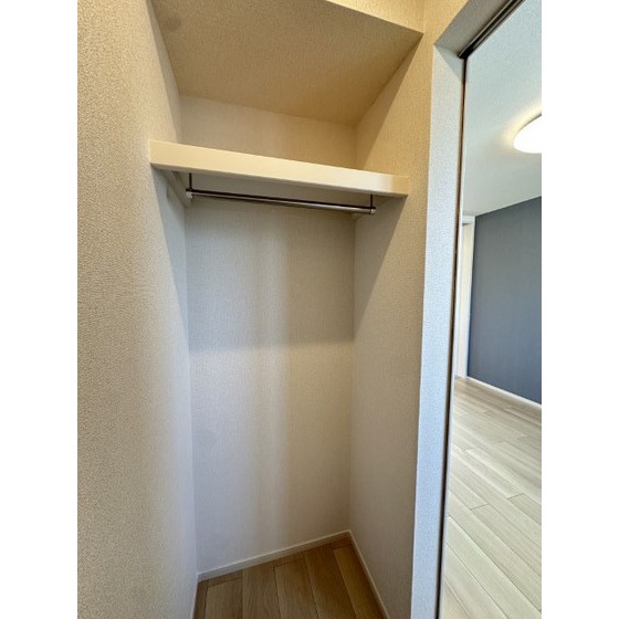 収納　北側洋室の収納