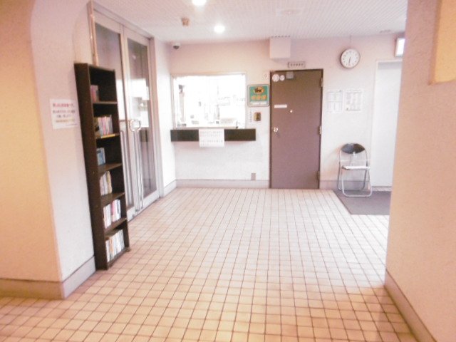 エントランス　エントランス