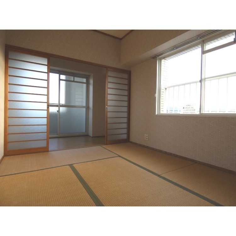 その他部屋・スペース　日当たり良好な角部屋