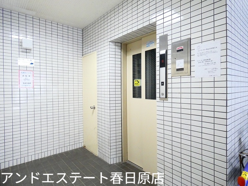 エントランス　うれしいエレベーター付き