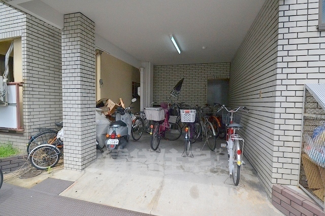 駐車場　駐輪場