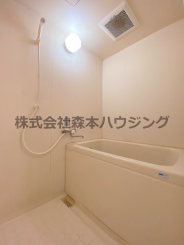 バス・シャワールーム　お風呂で日々の疲れを落としましょう