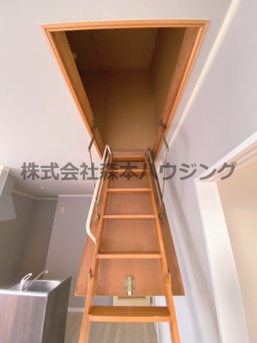 収納　屋根裏収納があります