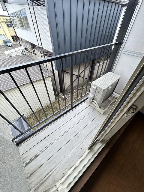 バルコニー　バルコニー