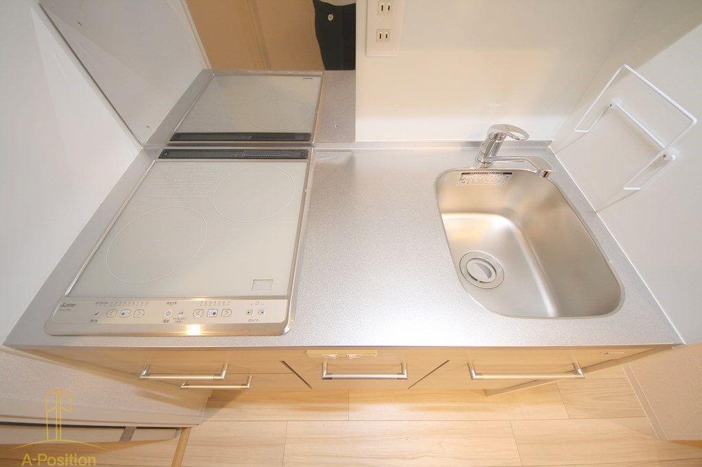 キッチン　セレニテ本町東リアン