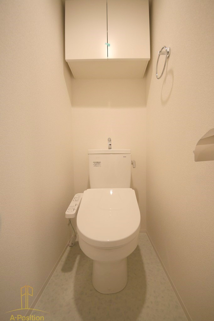 トイレ　セレニテ本町東リアン