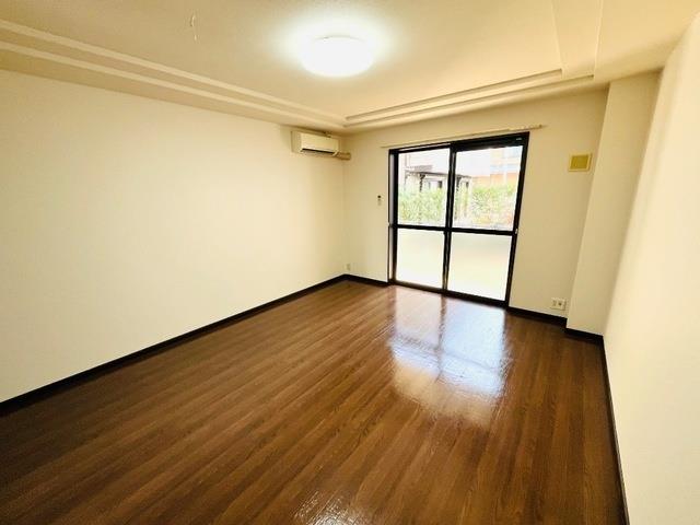 居室・リビング　居室