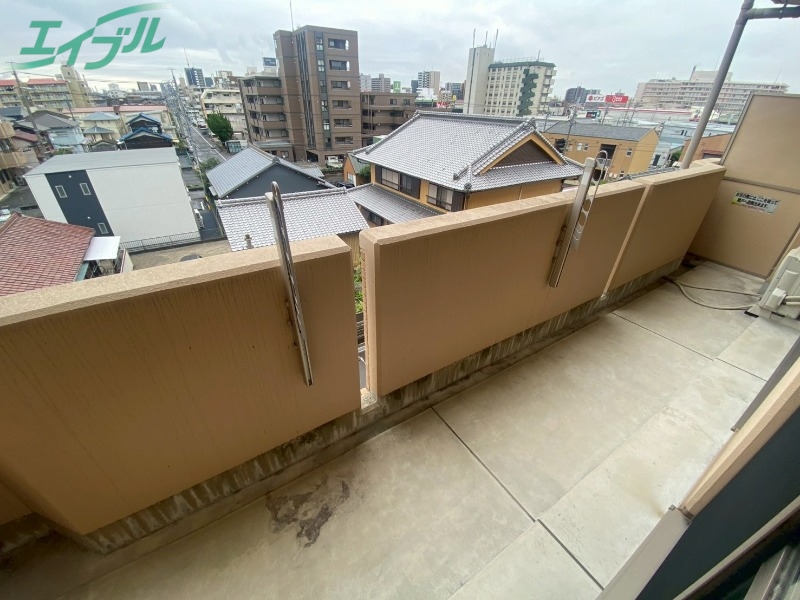 バルコニー　別部屋参考写真です。