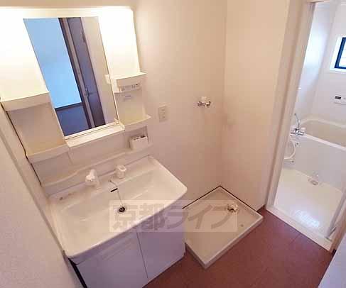 洗面設備　便利なシャンプードレッサー