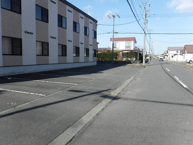 駐車場　駐車場