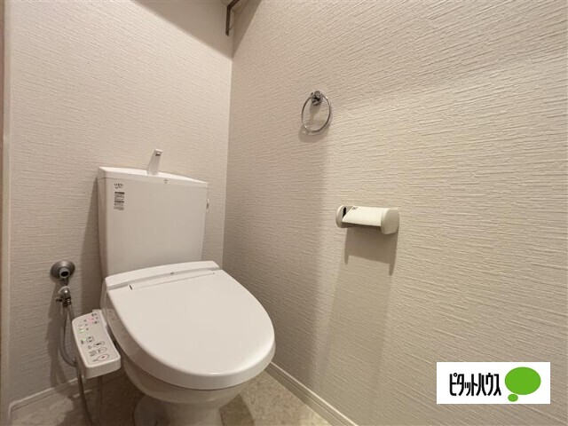 トイレ　同物件別部屋