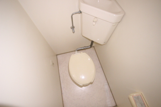 トイレ　※同号室他部屋のお写真になります