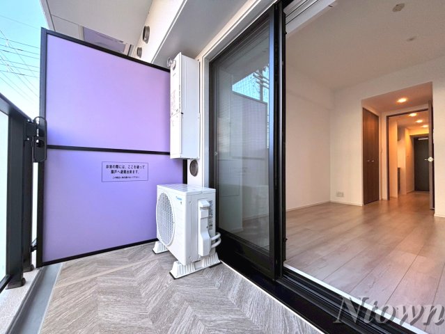 バルコニー　バルコニーからの眺めを楽しみながら食事をしませんか