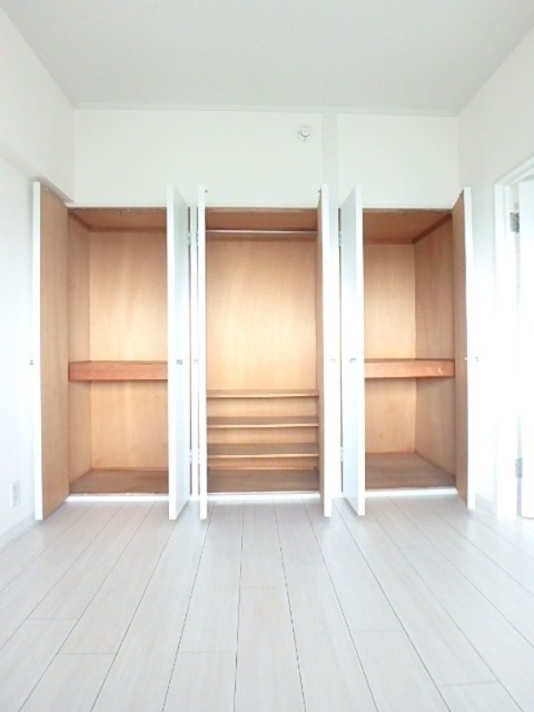 収納　図面と現状に相違がある場合には現状を優先