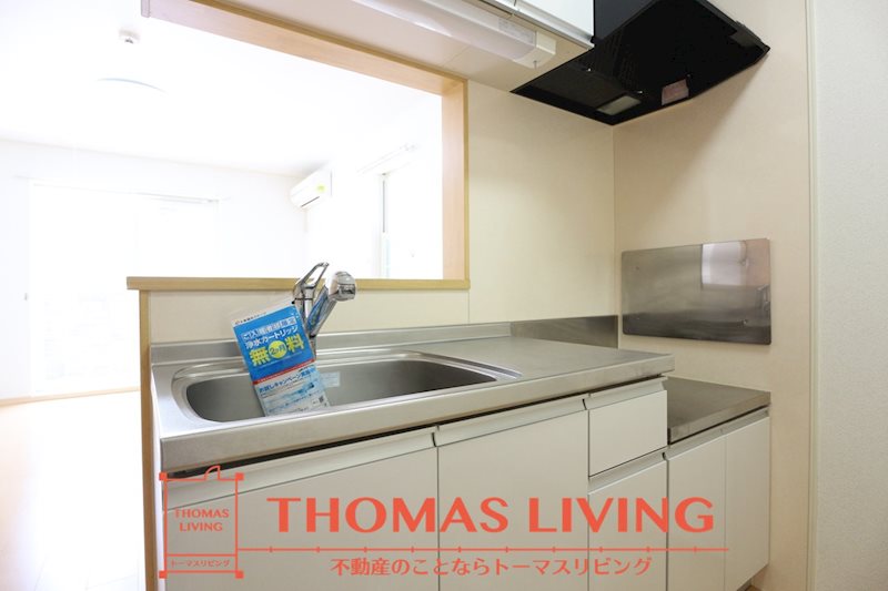 キッチン　料理しやすいゆとりあるキッチンスペースです。