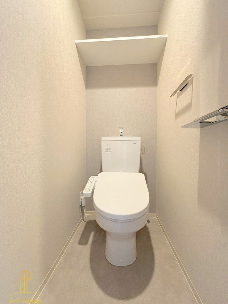 トイレ　リヴェント難波ウエスト