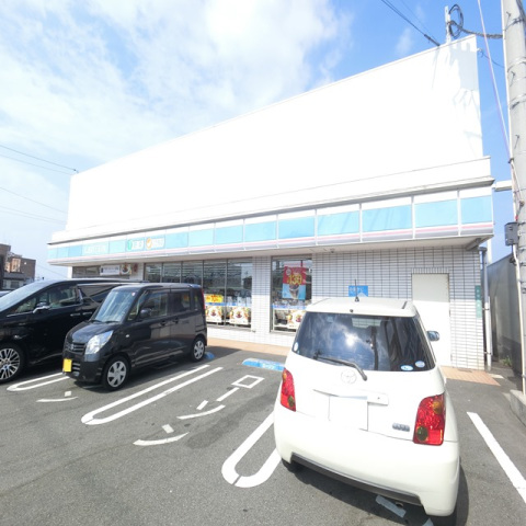 コンビニ　ローソン下関稗田中町店（コンビニ）まで449m