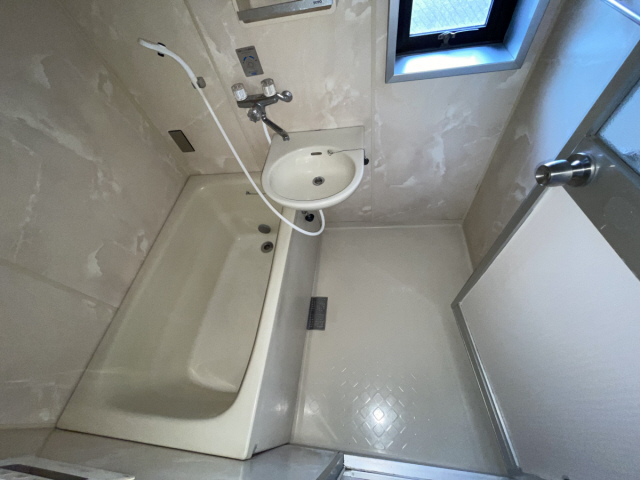 バス・シャワールーム　きれいなお風呂です