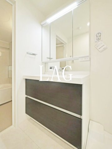 洗面設備　洗面台です。