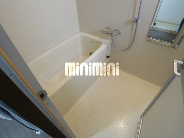 バス・シャワールーム　別部屋参考写真