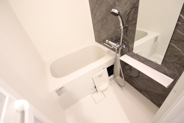 バス・シャワールーム　※別号室に写真