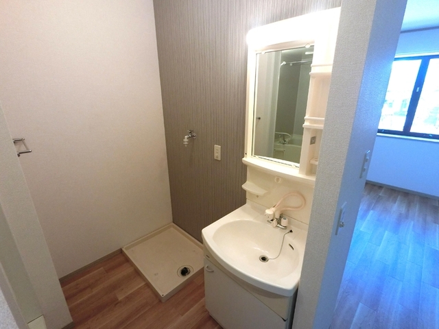 洗面設備　洗面台もついています！脱衣場も独立しています！