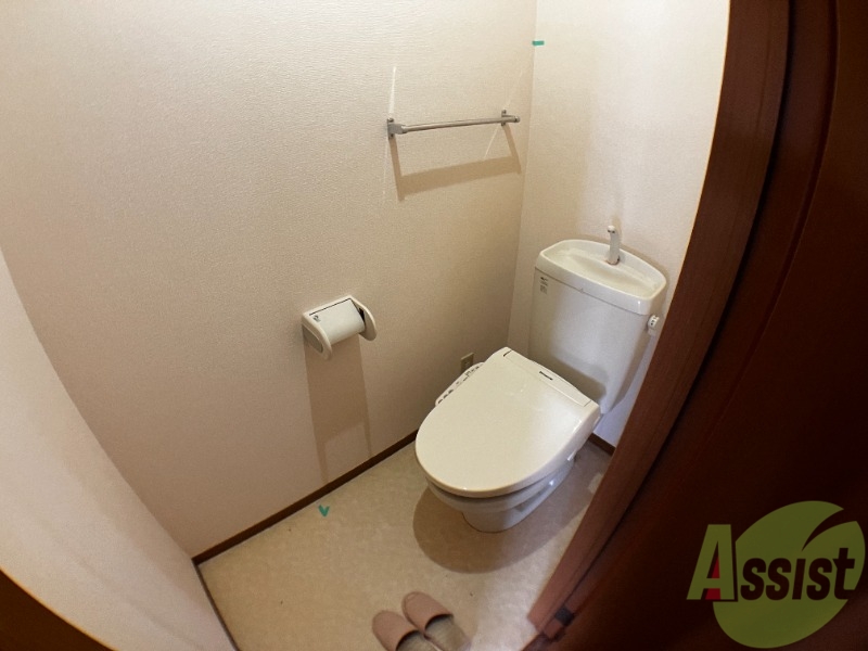 トイレ　トイレはウォシュレット機能付き。シャワートイレは日本の宝。