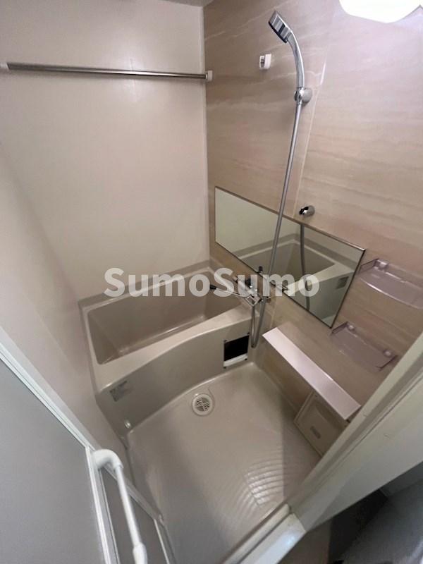 バス・シャワールーム　ゆったり過ごせるお風呂です