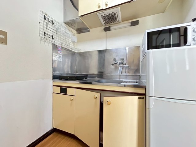 キッチン　※別部屋参考写真※