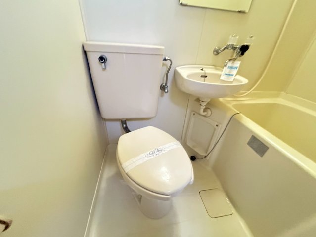 トイレ　※別部屋参考写真※