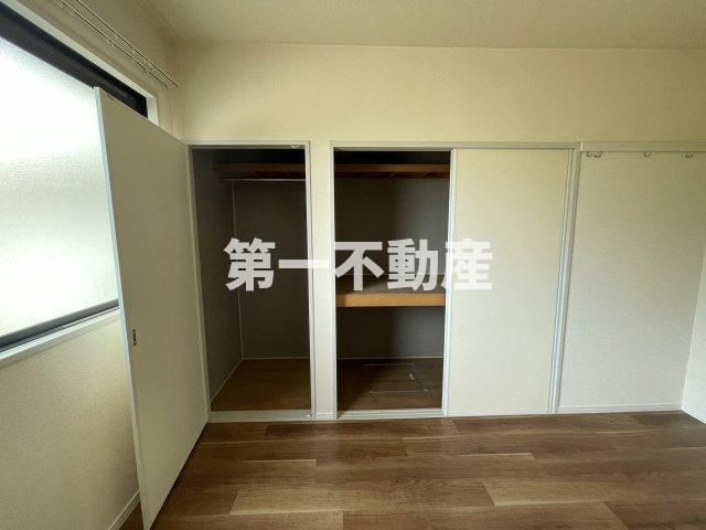 収納　6.1帖洋室