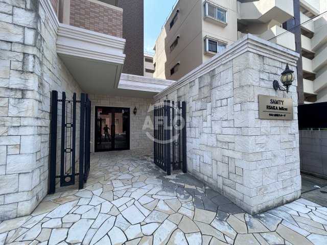 エントランス　サムティ江坂JuReve　エントランス