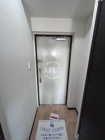 玄関　サムティ江坂JuReve　玄関