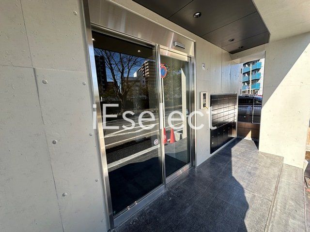 エントランス　完成が楽しみですね