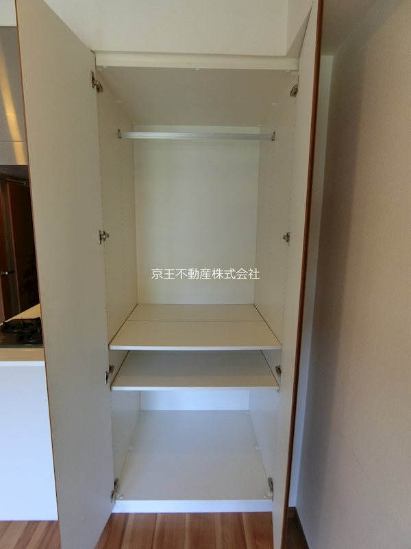 収納　奥行きのある収納です
