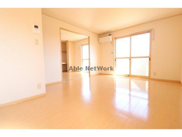 居室・リビング　１１帖のリビング