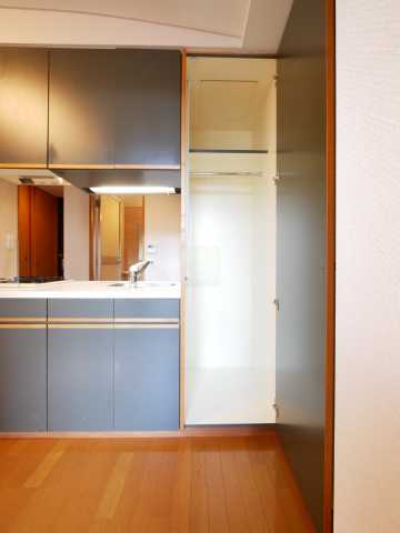 収納　華姿ビルの収納