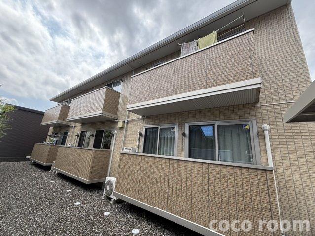 建物外観　3/31退去予定、4/中旬 入居可能予定。