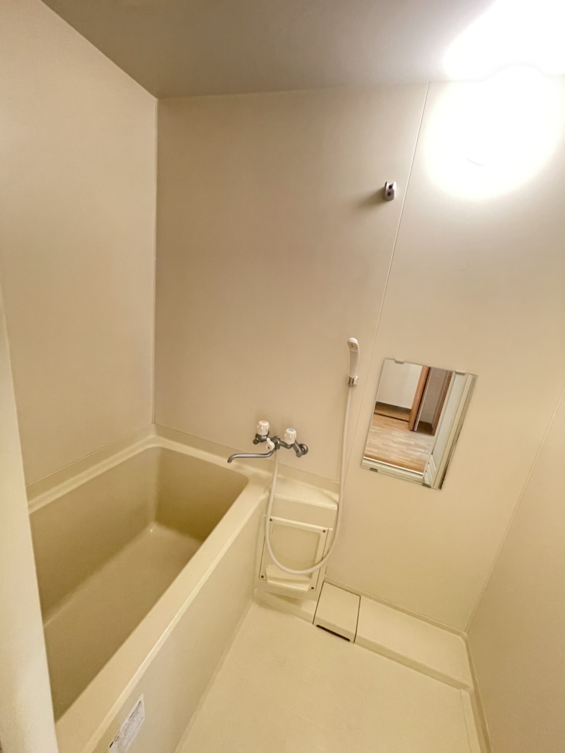 バス・シャワールーム　※反転タイプ